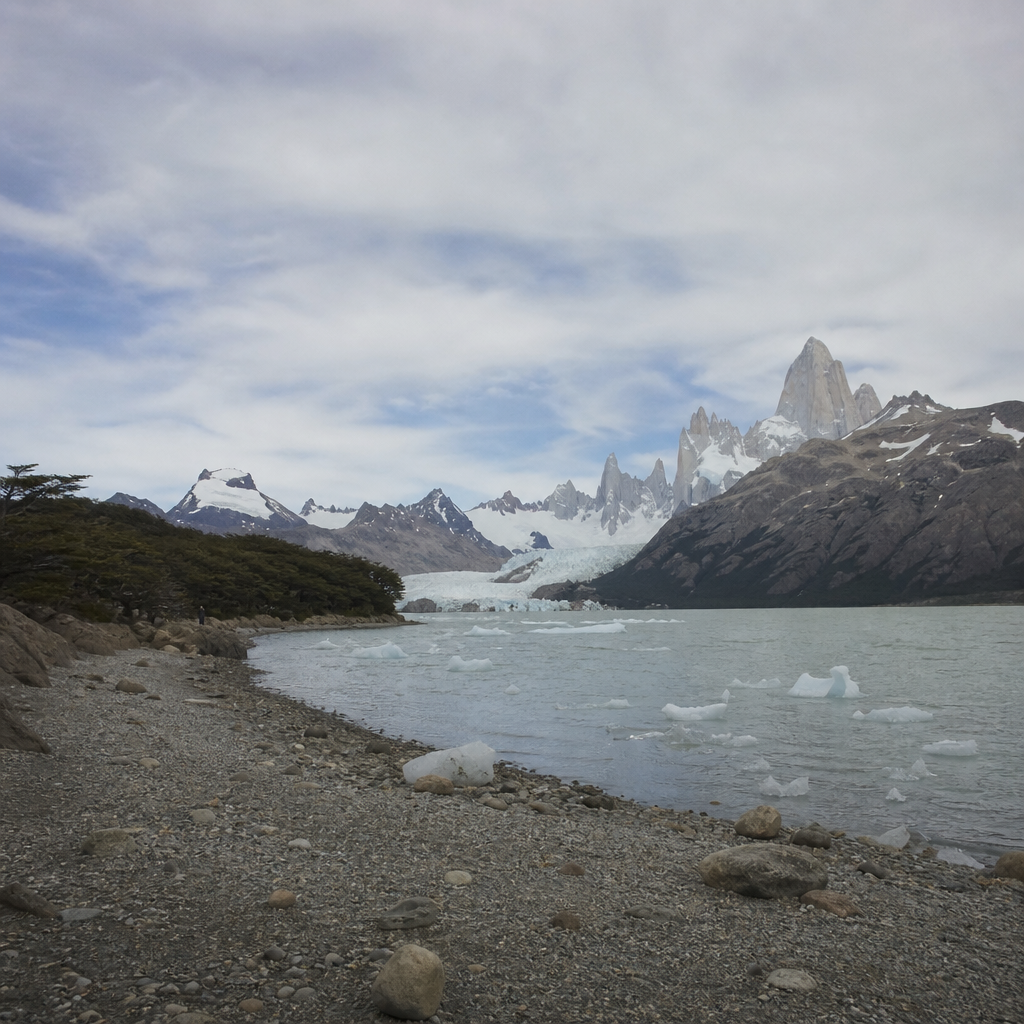 Laguna Torre (Cerro Torre)